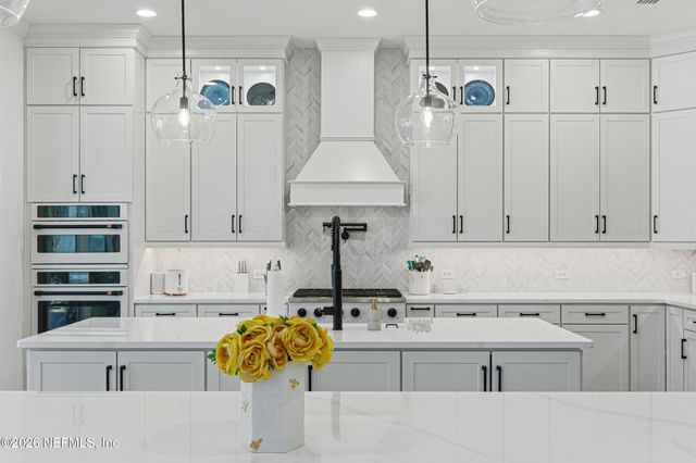 588 SEAGROVE Drive, Ponte Vedra, FL 32081