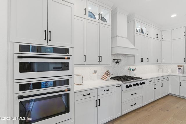 588 SEAGROVE Drive, Ponte Vedra, FL 32081