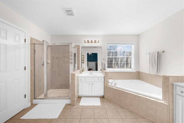 8785 Amberfield Drive, Gainesville, GA 30506