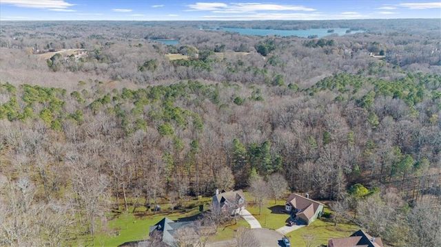 8785 Amberfield Drive, Gainesville, GA 30506