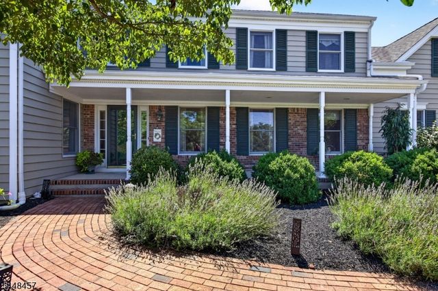 15 Hoffman Pl, Montgomery Twp., NJ 08502
