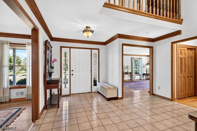 15 Hoffman Pl, Montgomery Twp., NJ 08502