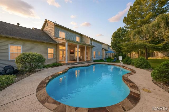 319 Magnolia Valley Drive, O'fallon, MO 63366