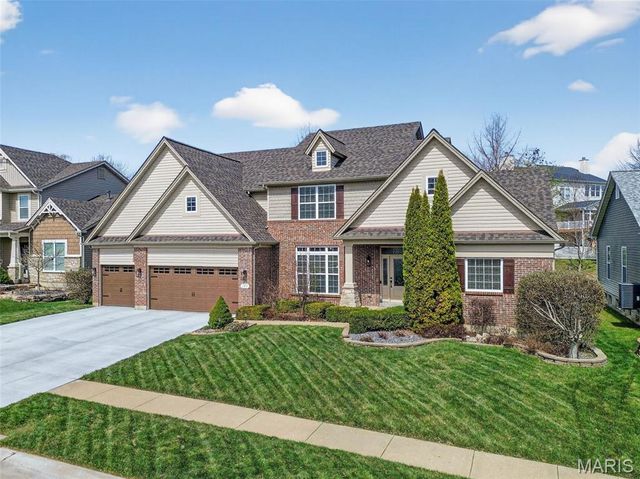319 Magnolia Valley Drive, O'fallon, MO 63366
