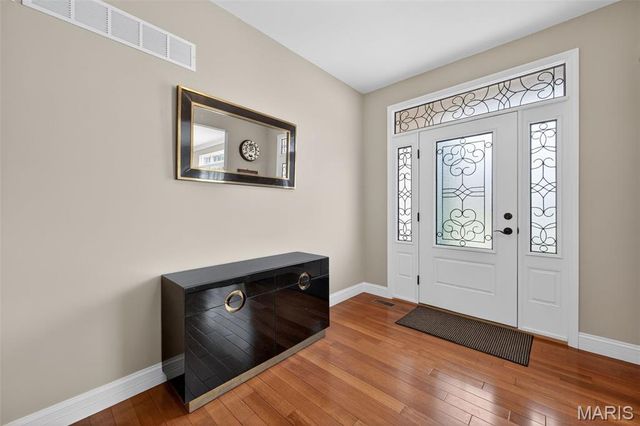 319 Magnolia Valley Drive, O'fallon, MO 63366