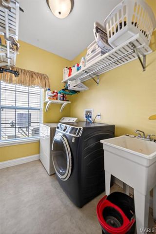 319 Magnolia Valley Drive, O'fallon, MO 63366