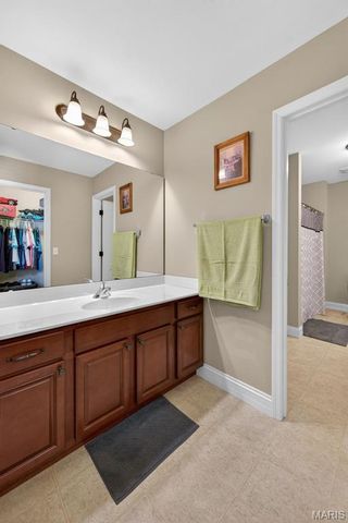 319 Magnolia Valley Drive, O'fallon, MO 63366