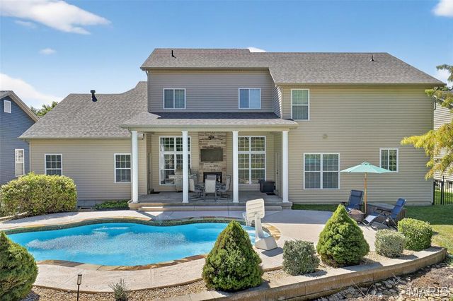 319 Magnolia Valley Drive, O'fallon, MO 63366