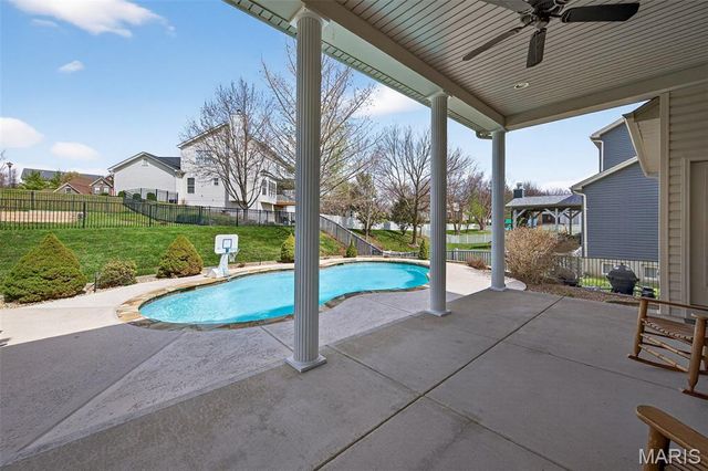 319 Magnolia Valley Drive, O'fallon, MO 63366