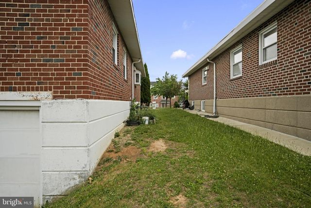 8836 MACON ST, Philadelphia, PA 19152