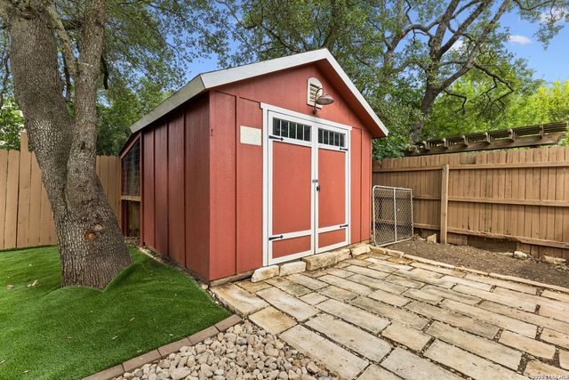 109 Rattlesnake Bluff, Boerne, TX 78006