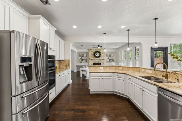 109 Rattlesnake Bluff, Boerne, TX 78006