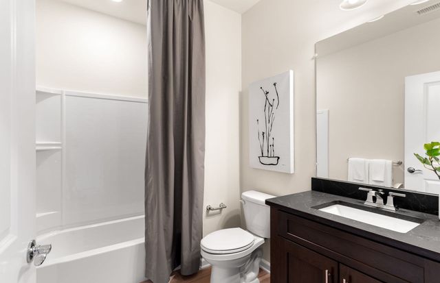 399 Neponset 213, Canton, MA 02021