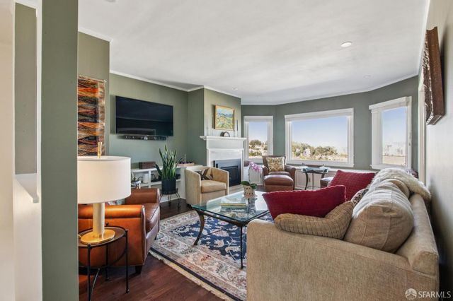 3348 Market Street, San Francisco, CA 94114