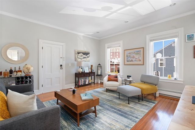 109 Church Street 3, Newport, RI 02840