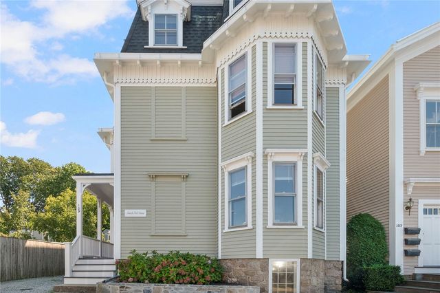 109 Church Street 3, Newport, RI 02840