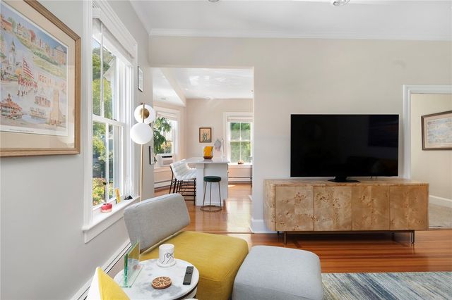 109 Church Street 3, Newport, RI 02840
