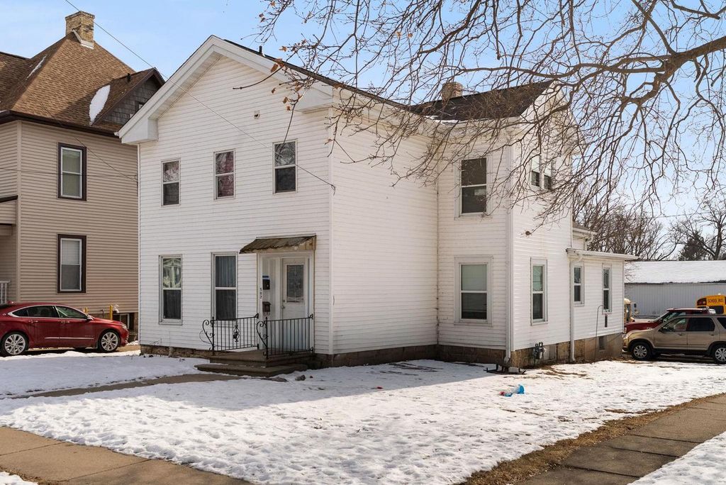 503 W Rollin Street, Edgerton, WI 53534