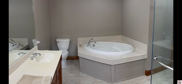 1153 Briensburg-Tatumsville Rd, Benton, KY 42025