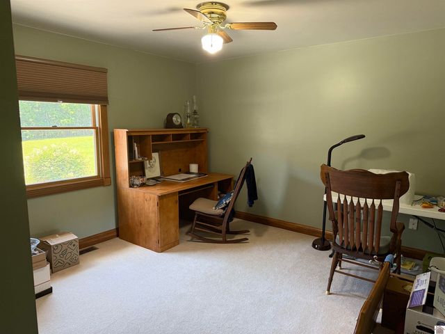 1153 Briensburg-Tatumsville Rd, Benton, KY 42025