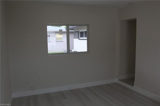 1762 Bonnie CT, Fort Myers, FL 33901