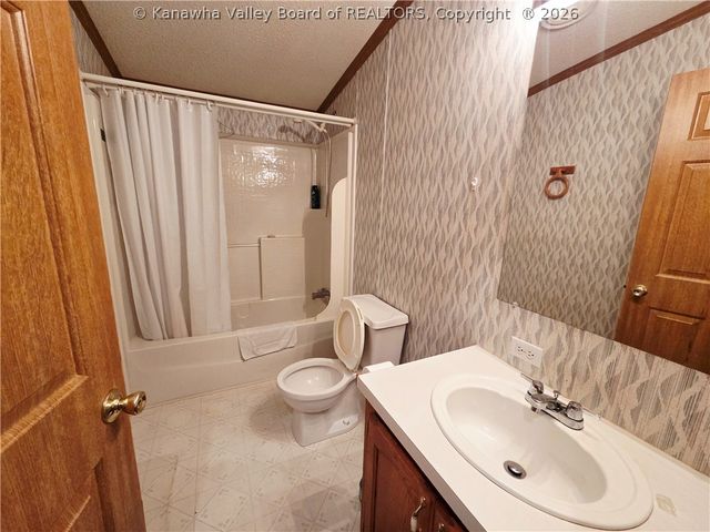 20 Bungalow Road, Charleston, WV 25306