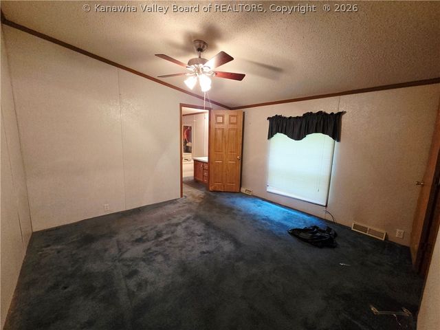 20 Bungalow Road, Charleston, WV 25306