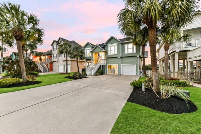13602 Windlass Circle, Galveston, TX 77554