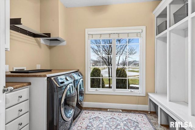 1116 Jemi Lane, Chatham, IL 62629