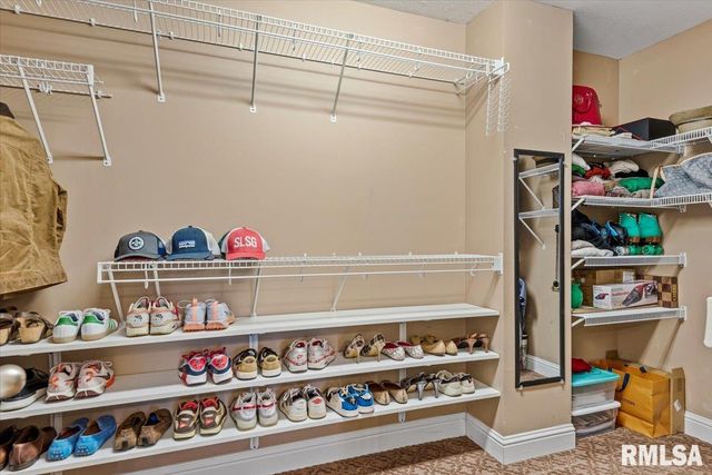 1116 Jemi Lane, Chatham, IL 62629