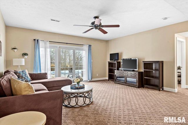 1116 Jemi Lane, Chatham, IL 62629