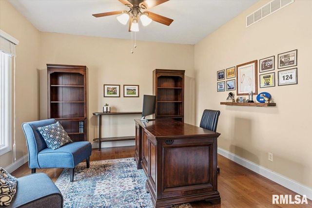 1116 Jemi Lane, Chatham, IL 62629