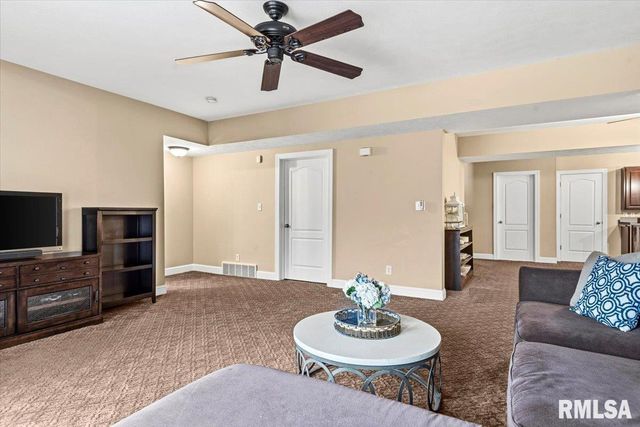 1116 Jemi Lane, Chatham, IL 62629