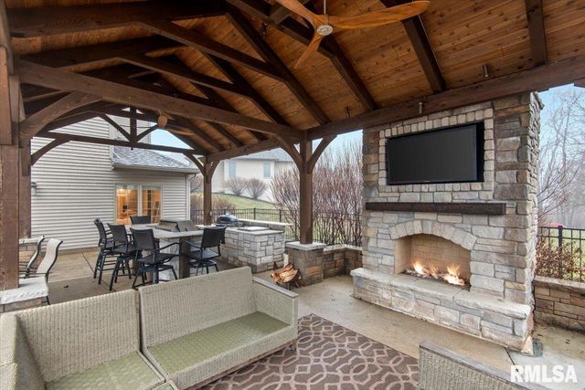 1116 Jemi Lane, Chatham, IL 62629