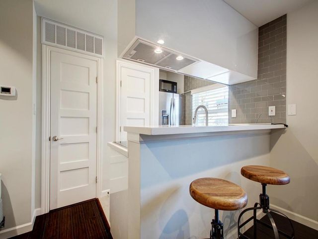 3110 Red River ST 306, Austin, TX 78705