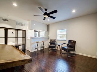 3110 Red River ST 306, Austin, TX 78705