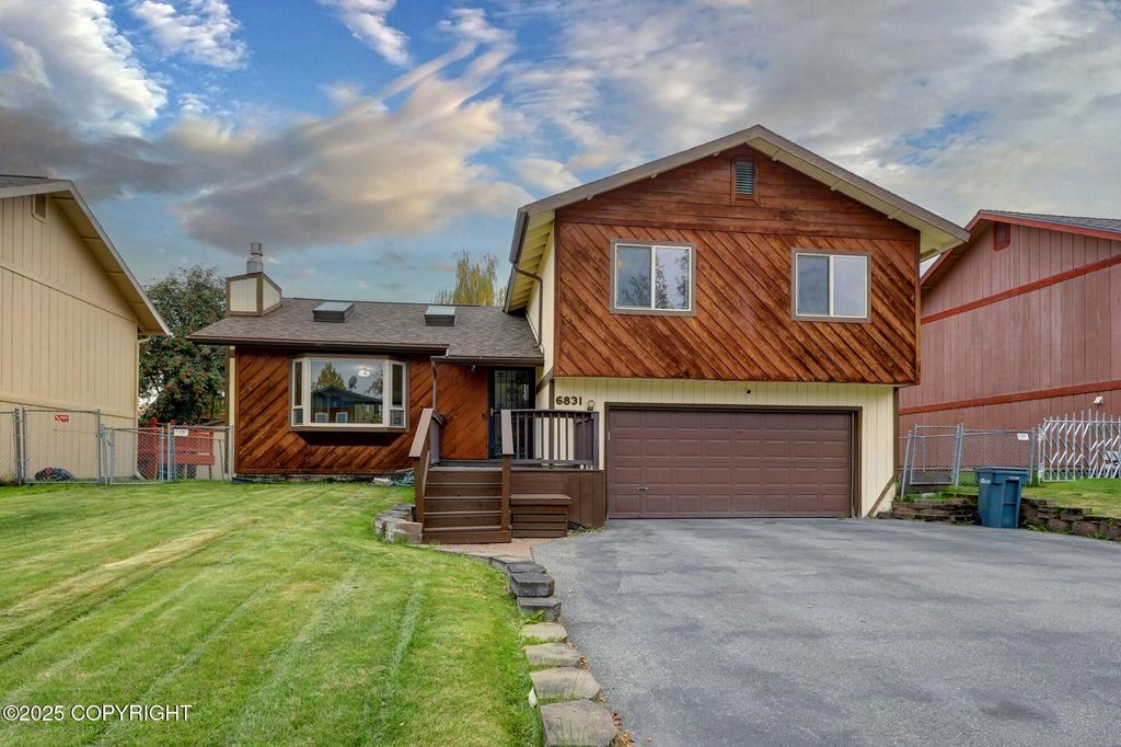 6831 Hunt Avenue, Anchorage, AK 99504