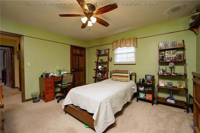 1001 Barth Court, Elkview, WV 25071