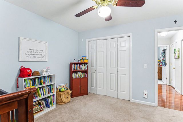 100 Macintosh Dr, Springfield, TN 37172