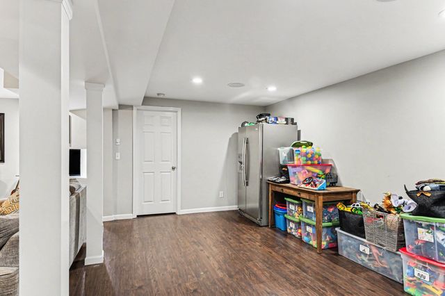 100 Macintosh Dr, Springfield, TN 37172