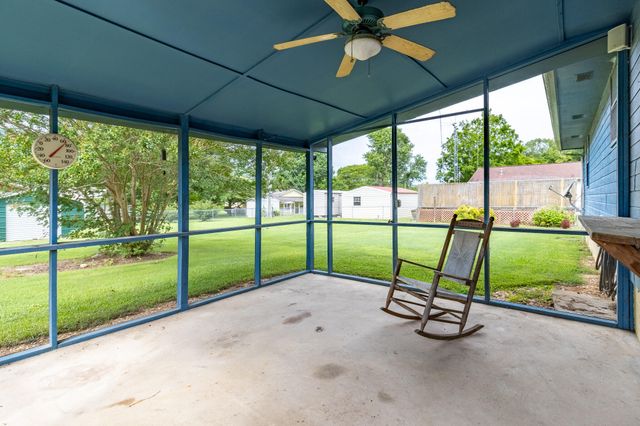 192 Cedar Point Lane, South Pittsburg, TN 37380