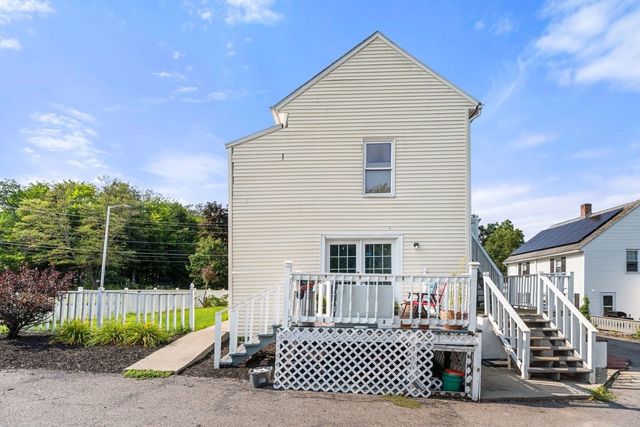 88 Granite St, Leominster, MA 01453