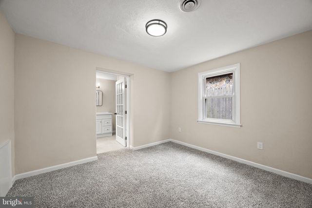92 FLORENCE AVE, Aston, PA 19014
