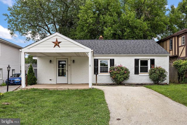 92 FLORENCE AVE, Aston, PA 19014