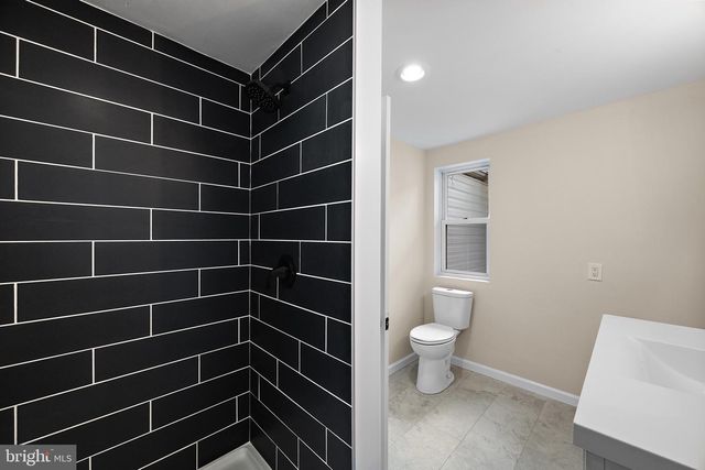 92 FLORENCE AVE, Aston, PA 19014