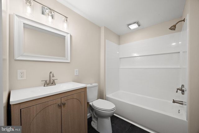92 FLORENCE AVE, Aston, PA 19014