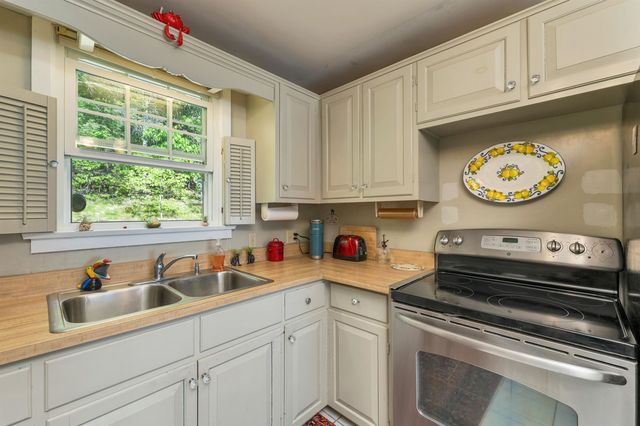 324 Prospect Street, Franklin, NH 03235