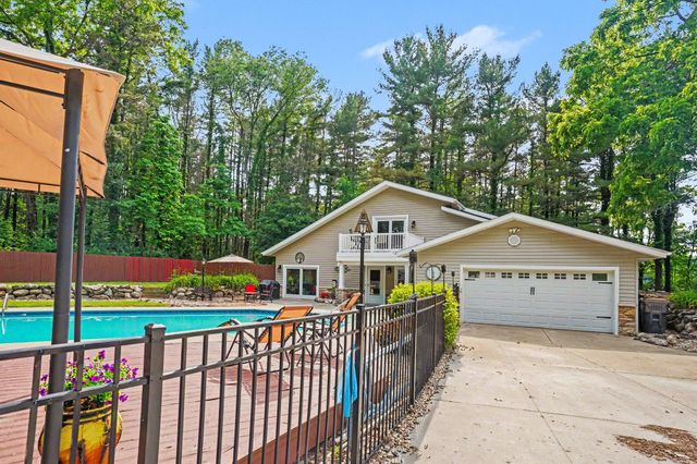 9979 W Main Street, Oshtemo Twp, MI 49009