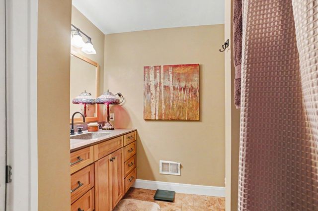 9979 W Main Street, Oshtemo Twp, MI 49009