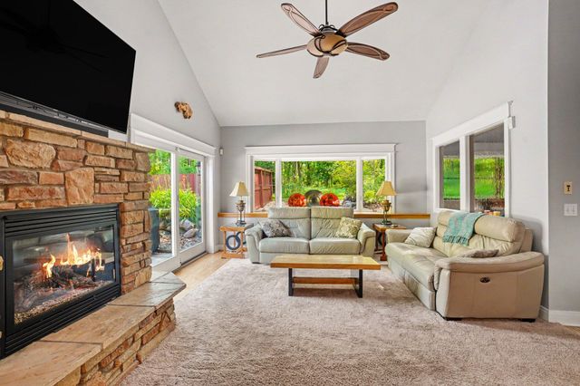 9979 W Main Street, Oshtemo Twp, MI 49009